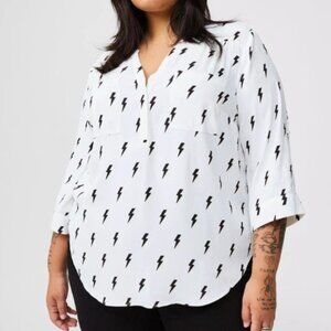 Plus Size Torrid Size 6 (30) Harper Georgette 3/4 Sleeve Blouse White Lightening